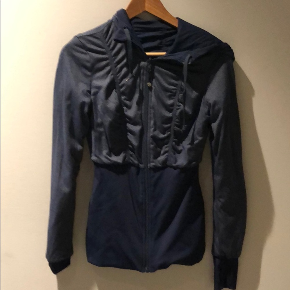 Lululemon reversible navy blue jacket sz6